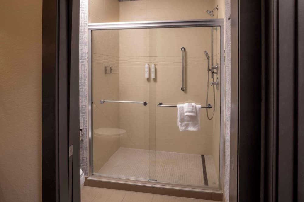 Bathroom shower