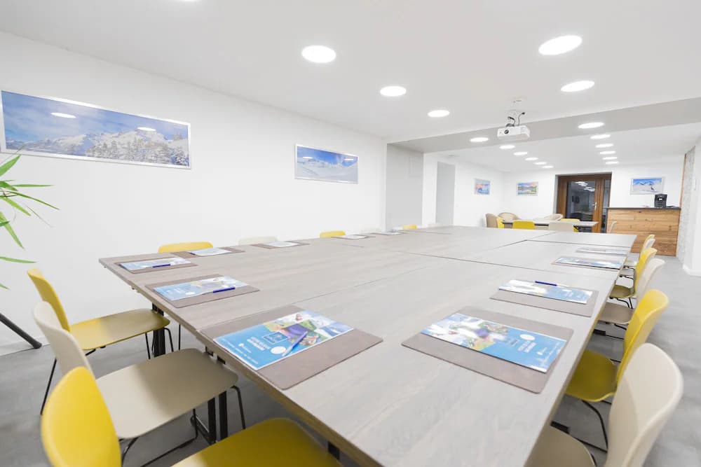 Meeting facility