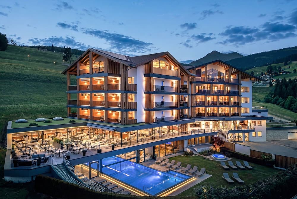 Primary image