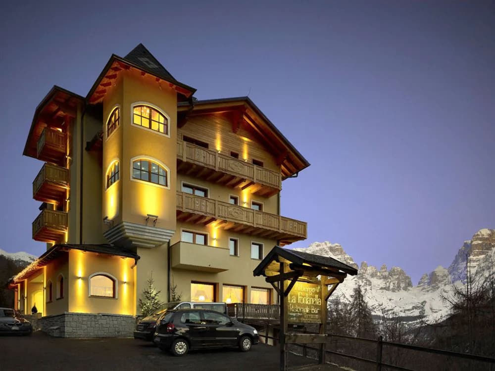Front of property - evening/night