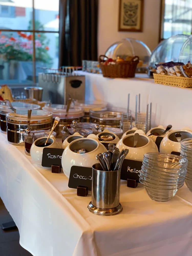 Breakfast buffet