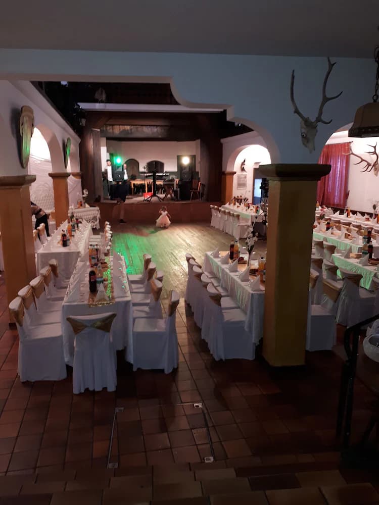 Banquet hall