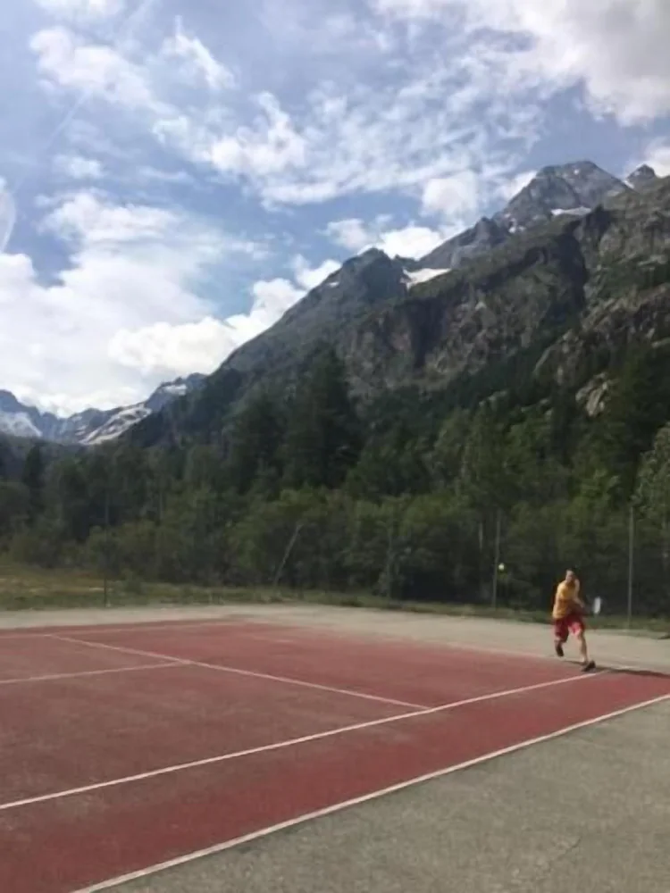 Sport court