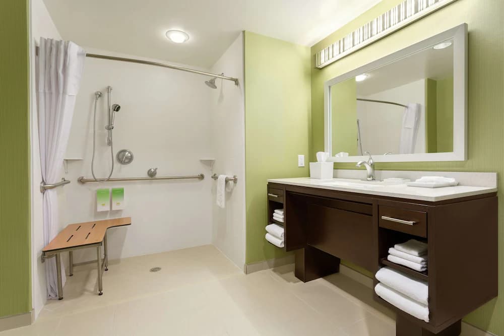 Bathroom shower