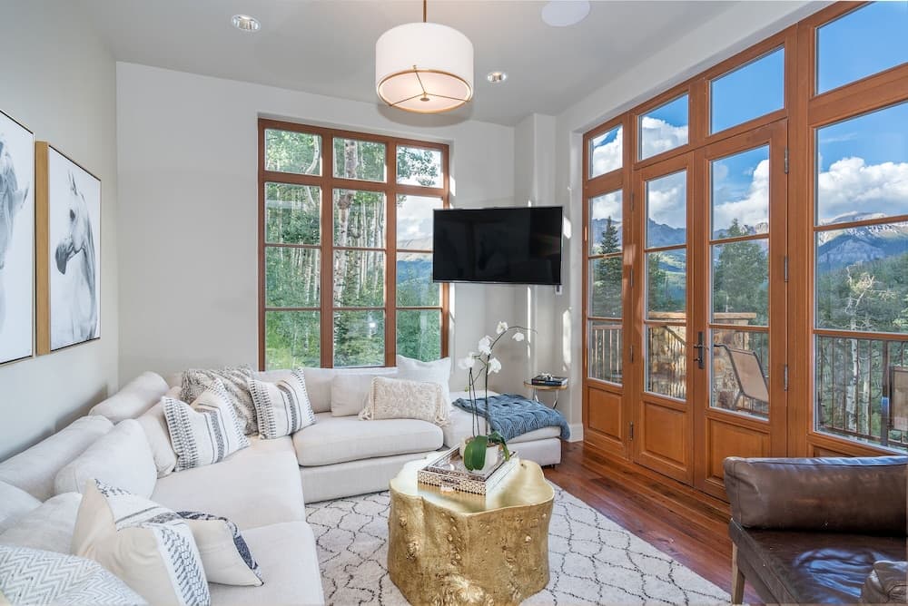 Primary image